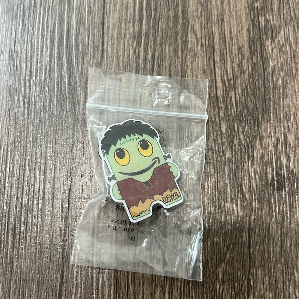 Frankenstein | Halloween  Amazon Peccy